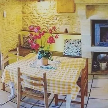 Les Fontanelles Hébergement de vacances Marcillac-Saint-Quentin